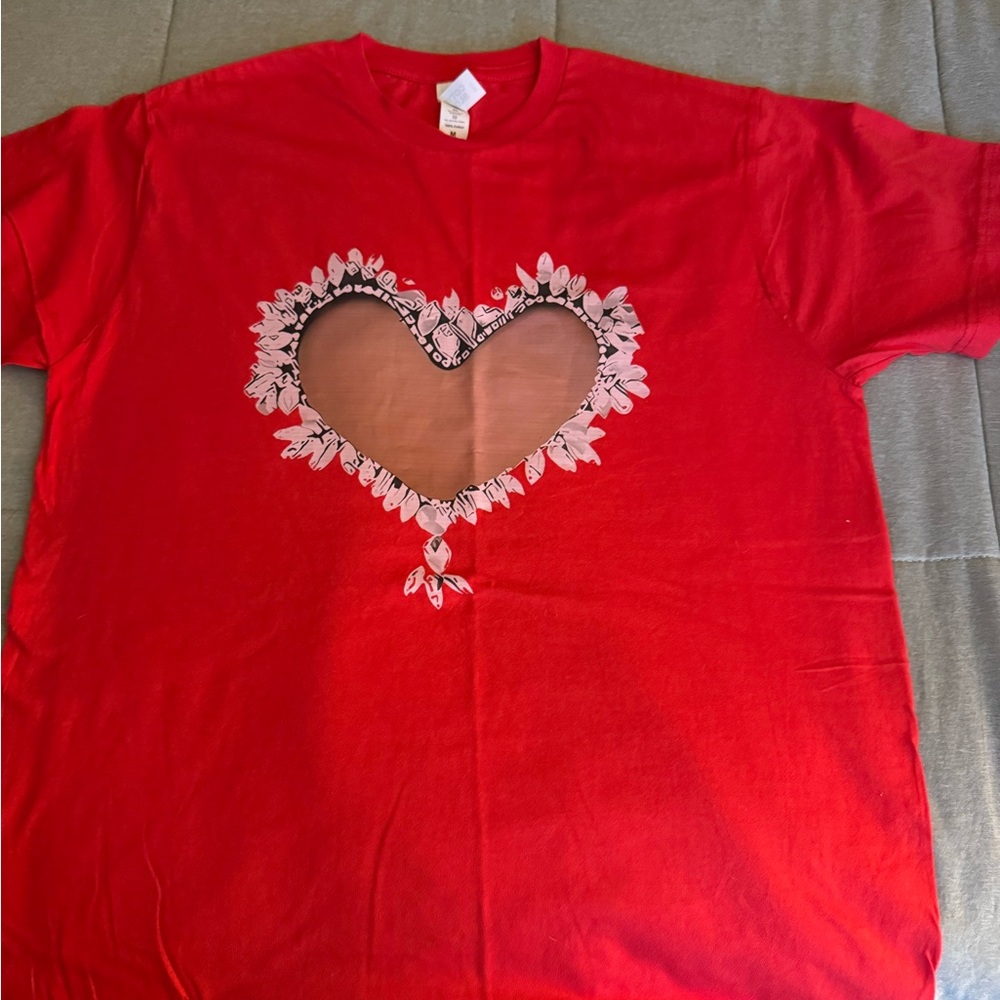 Red Heart Graphic T-Shirt